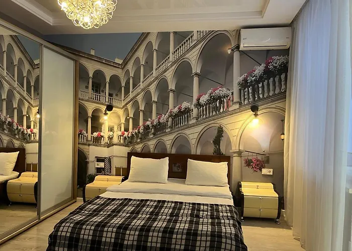 アパート площа ринок